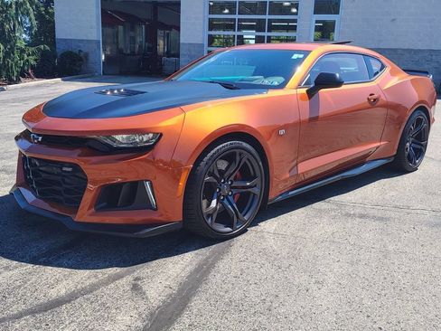 Used 2024 Chevrolet Camaro SS RWD image 13