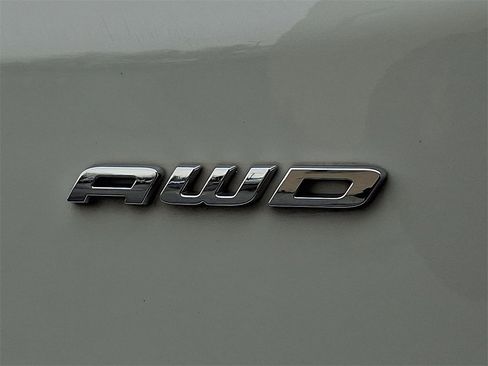 Used 2022 Ford Edge SEL w/ Convenience Package image 29