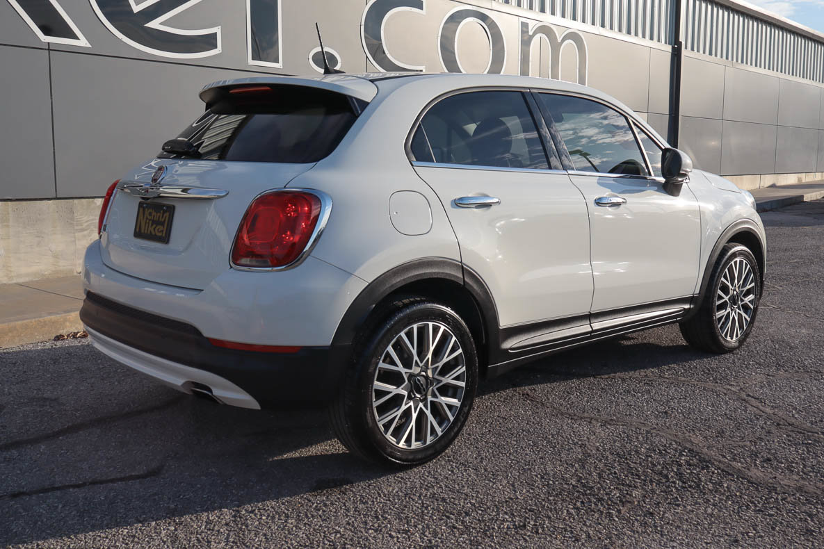 Used 2018 FIAT 500X Lounge w/ Advanced Safety Package FWD image 6