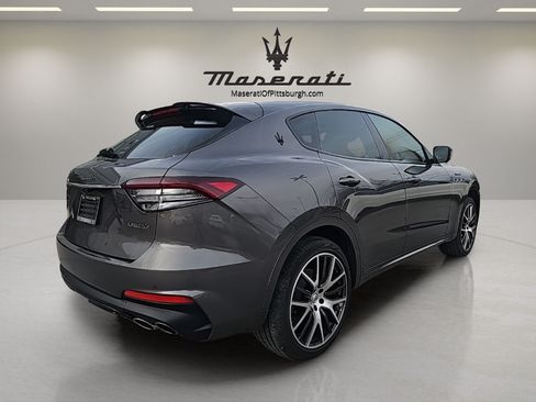 Used 2024 Maserati Levante Modena Ultima AWD/4WD image 5