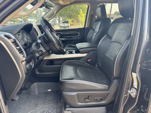 Used 2021 RAM 3500 Laramie AWD/4WD image 9