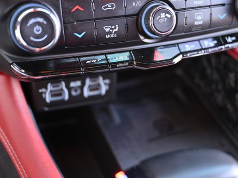 Used 2021 Dodge Durango SRT Hellcat w/ Premium Interior Group AWD/4WD image 37