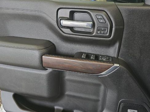 Used 2019 GMC Sierra 1500 SLT w/ SLT Premium Plus Package AWD/4WD image 25