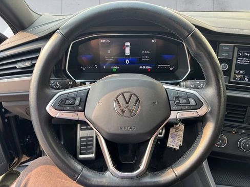 Used 2023 Volkswagen Jetta Sport FWD image 12