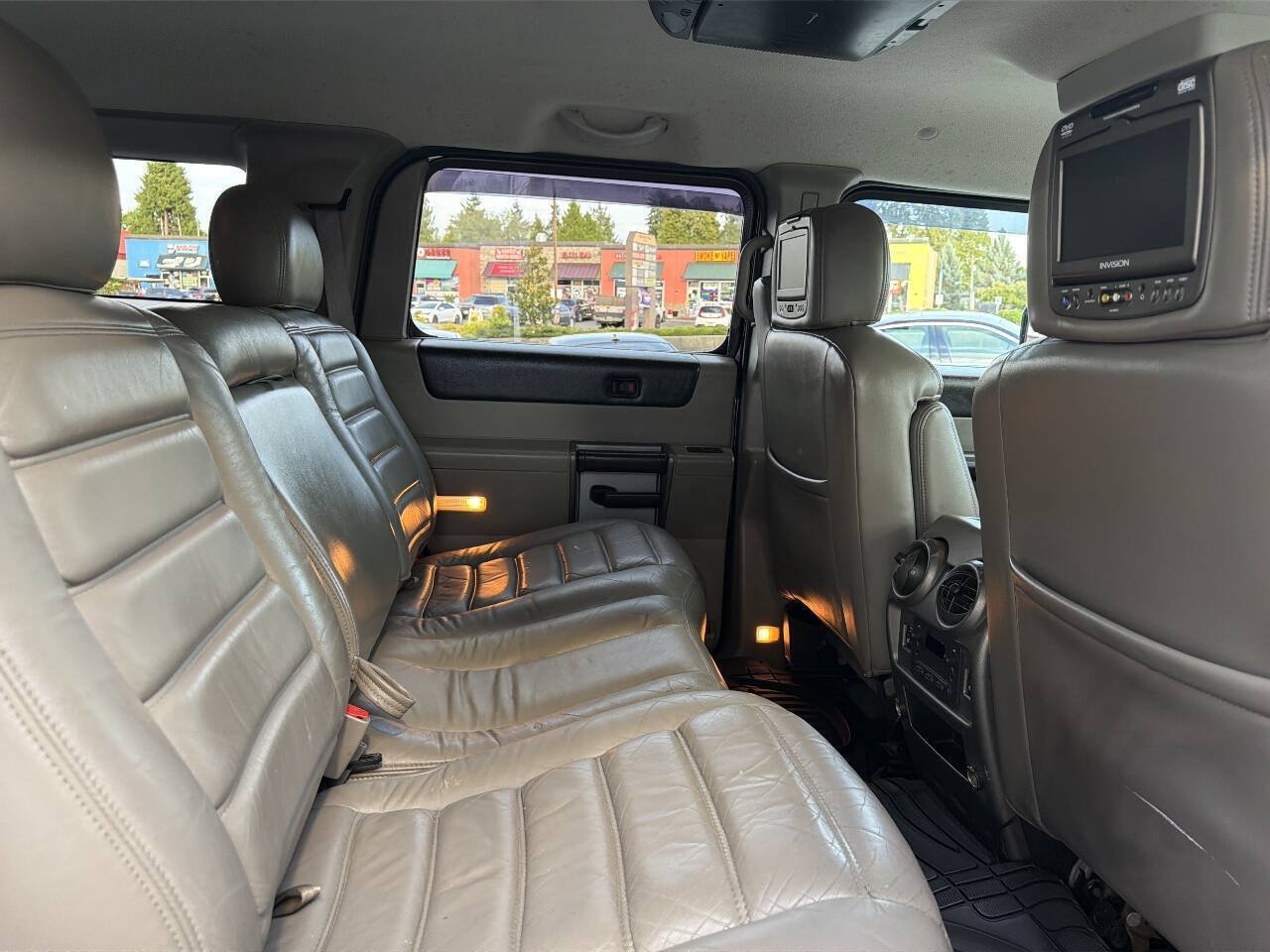 Used 2003 HUMMER H2 w/ Preferred Equipment Group AWD/4WD image 21