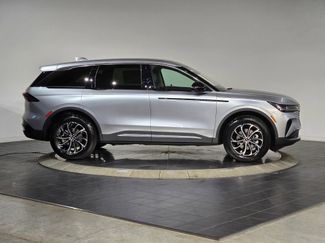 New 2025 Lincoln Nautilus Premier w/ Equipment Group 102A video 3