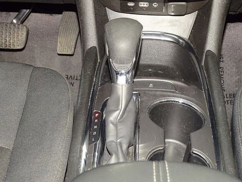 Used 2023 Chevrolet Malibu LT image 34