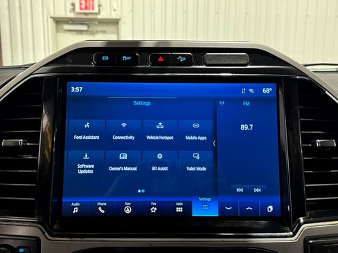 Used 2022 Ford F350 Lariat w/ Black Appearance Package image 46