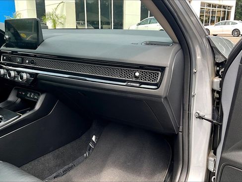 Used 2023 Honda Civic Touring image 16