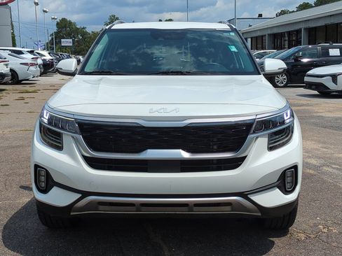 Certified 2023 Kia Seltos SX w/ SX Sunroof Package AWD/4WD image 9