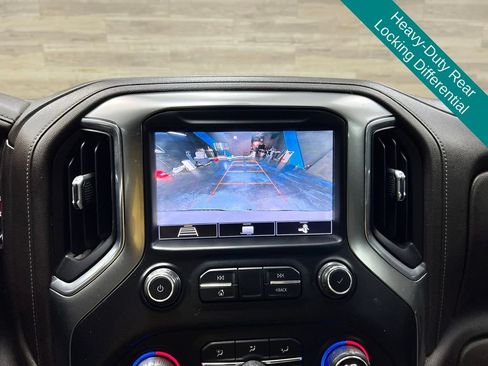 Used 2020 Chevrolet Silverado 1500 LTZ AWD/4WD image 18