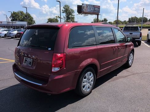 Used 2014 Dodge Grand Caravan SE w/ Quick Order Package 29E SE FWD image 7