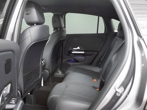 Used 2025 Mercedes-Benz GLA 250 image 28