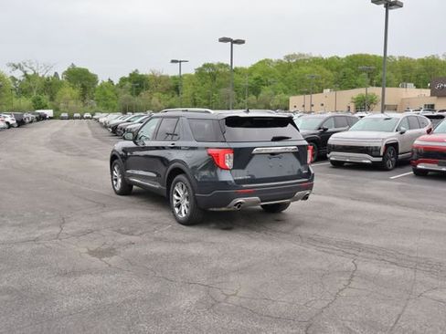 Used 2023 Ford Explorer Limited AWD/4WD image 5