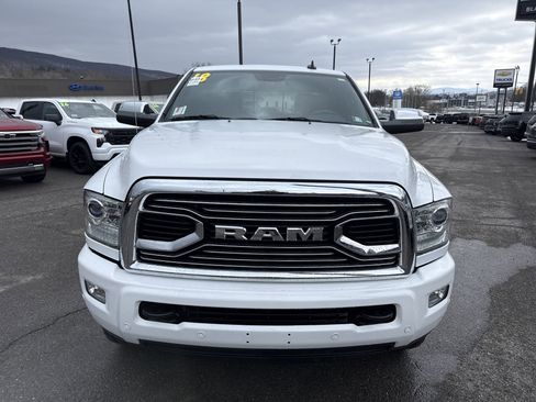 Used 2018 RAM 2500 Limited image 9