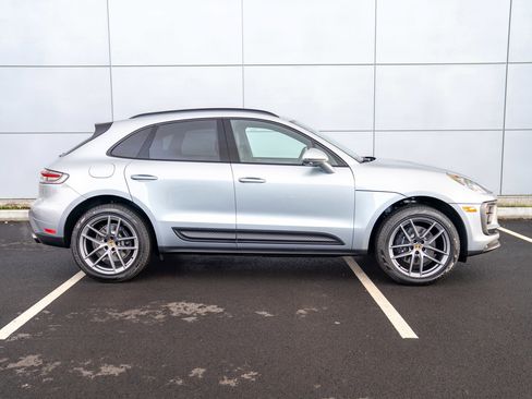 New 2026 Porsche Macan image 8