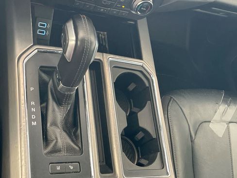 Used 2017 Ford F150 Platinum w/ Equipment Group 701A Luxury AWD/4WD image 20
