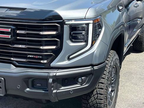 New 2026 GMC Sierra 1500 AT4X AWD/4WD image 9