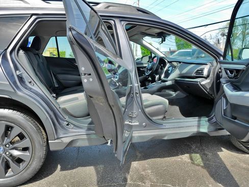Used 2023 Subaru Outback Onyx Edition AWD/4WD image 10