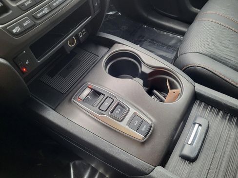 Certified 2022 Honda Passport TrailSport image 22