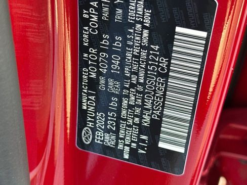 Certified 2025 Hyundai Elantra Blue image 30