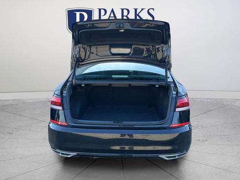 Used 2022 Volkswagen Passat 2.0T R-Line FWD image 19