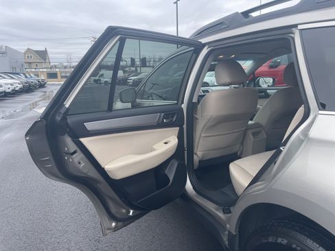 Used 2015 Subaru Outback 2.5i Premium image 27