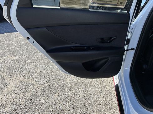 Used 2025 Hyundai Elantra N image 29