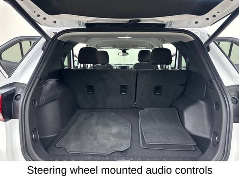 Used 2022 Chevrolet Equinox LT FWD image 28