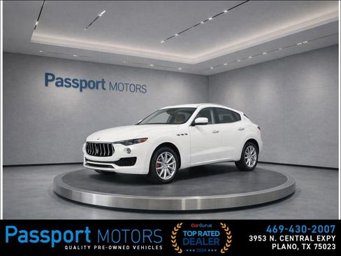 Used 2022 Maserati Levante GT AWD/4WD image 3