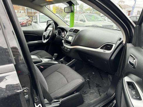 Used 2012 Dodge Journey American Value Package w/ Flexible Seating Group image 7