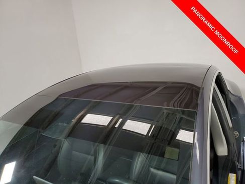 Used 2019 Tesla Model 3 Standard Range Plus image 11