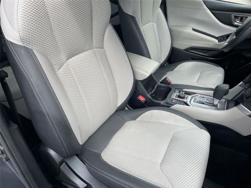 Certified 2023 Subaru Forester Premium AWD/4WD image 18
