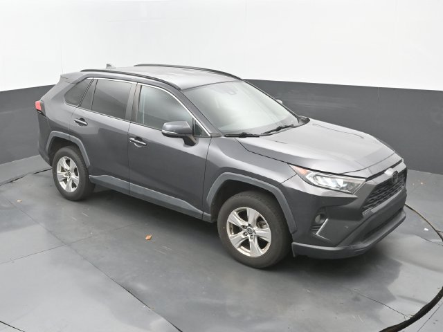 Used 2021 Toyota RAV4 XLE FWD image 13