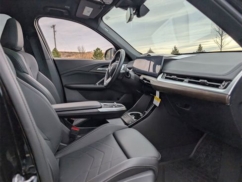 Certified 2025 BMW X1 xDrive28i w/ Technology Package image 21