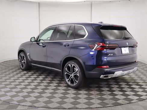 Used 2026 BMW X5 sDrive40i w/ Premium Package image 8