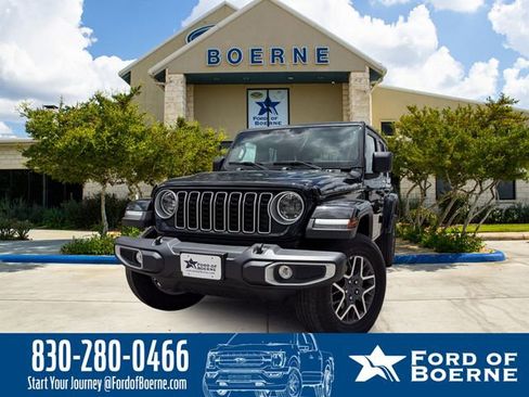 Used 2025 Jeep Wrangler Unlimited Sahara AWD/4WD image 1