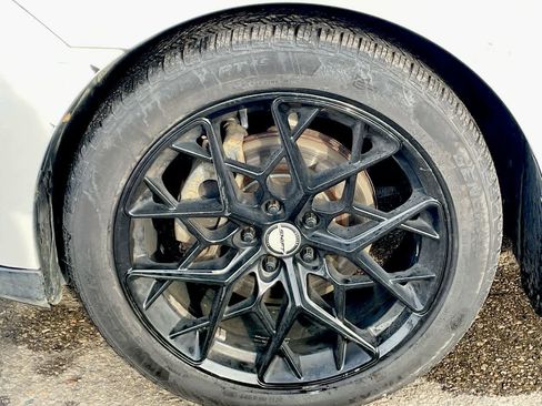 Used 2014 Ford Taurus SEL w/ Equipment Group 201A image 34