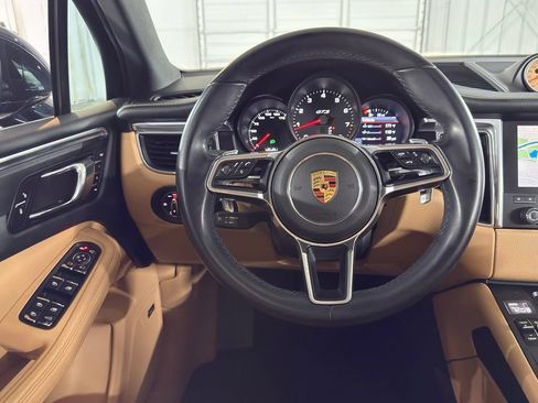 Used 2018 Porsche Macan GTS AWD/4WD image 60