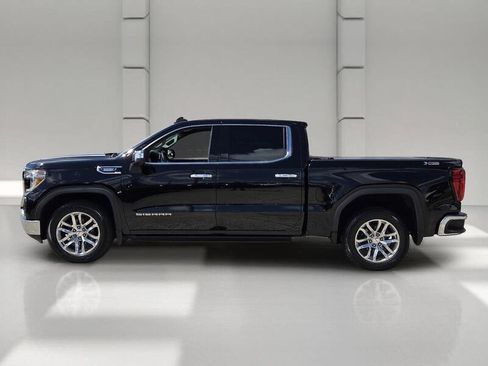 Used 2022 GMC Sierra 1500 SLT w/ SLT Premium Plus Package AWD/4WD image 2