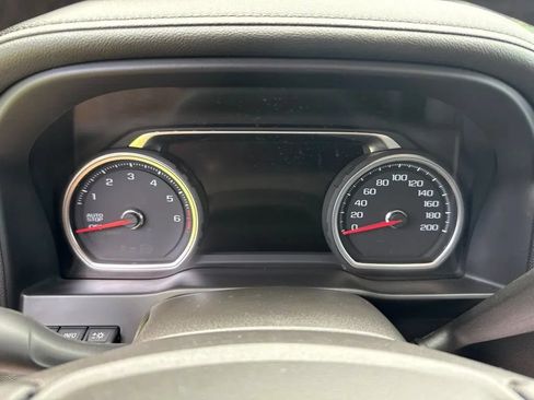 Used 2021 Chevrolet Silverado 1500 High Country w/ Technology Package AWD/4WD image 16
