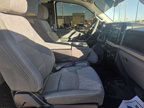 Used 2025 Ford F350 XLT w/ FX4 Off-Road Package image 17