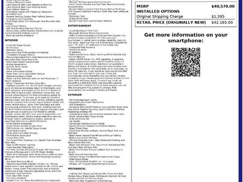 Used 2023 Ford Explorer XLT image 3