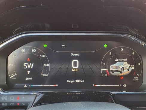 New 2026 GMC Sierra 1500 SLT image 10