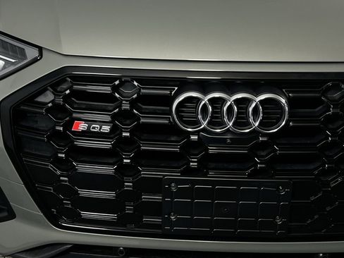 Used 2024 Audi SQ5 Premium Plus w/ Premium Plus Package image 13
