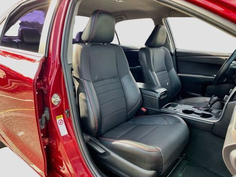 Used 2016 Toyota Camry SE FWD image 25