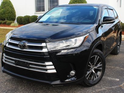 Used 2019 Toyota Highlander LE