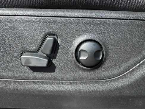 New 2025 RAM 1500 Big Horn image 33