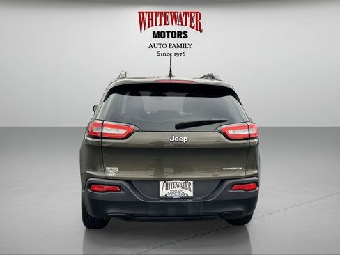 Used 2015 Jeep Cherokee Sport w/ Sport Appearance Group image 4