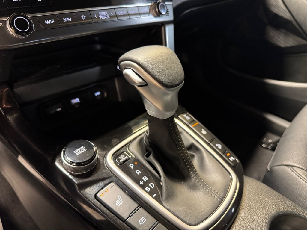 Certified 2025 Kia Seltos EX AWD/4WD image 21